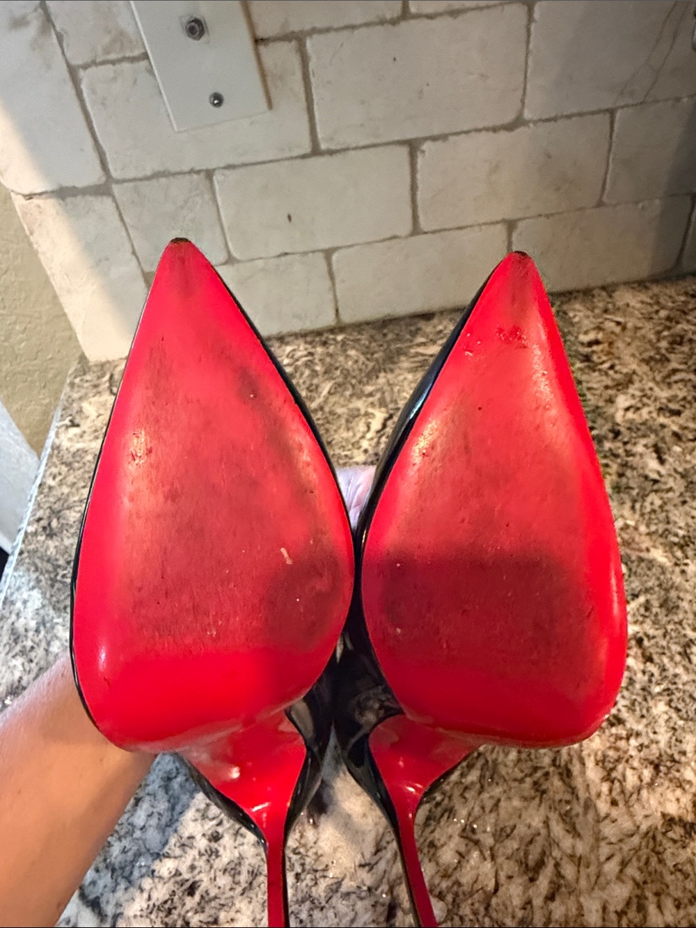 Christian Louboutin  patent leather Heels EUR 38 - Picture 9 of 9
